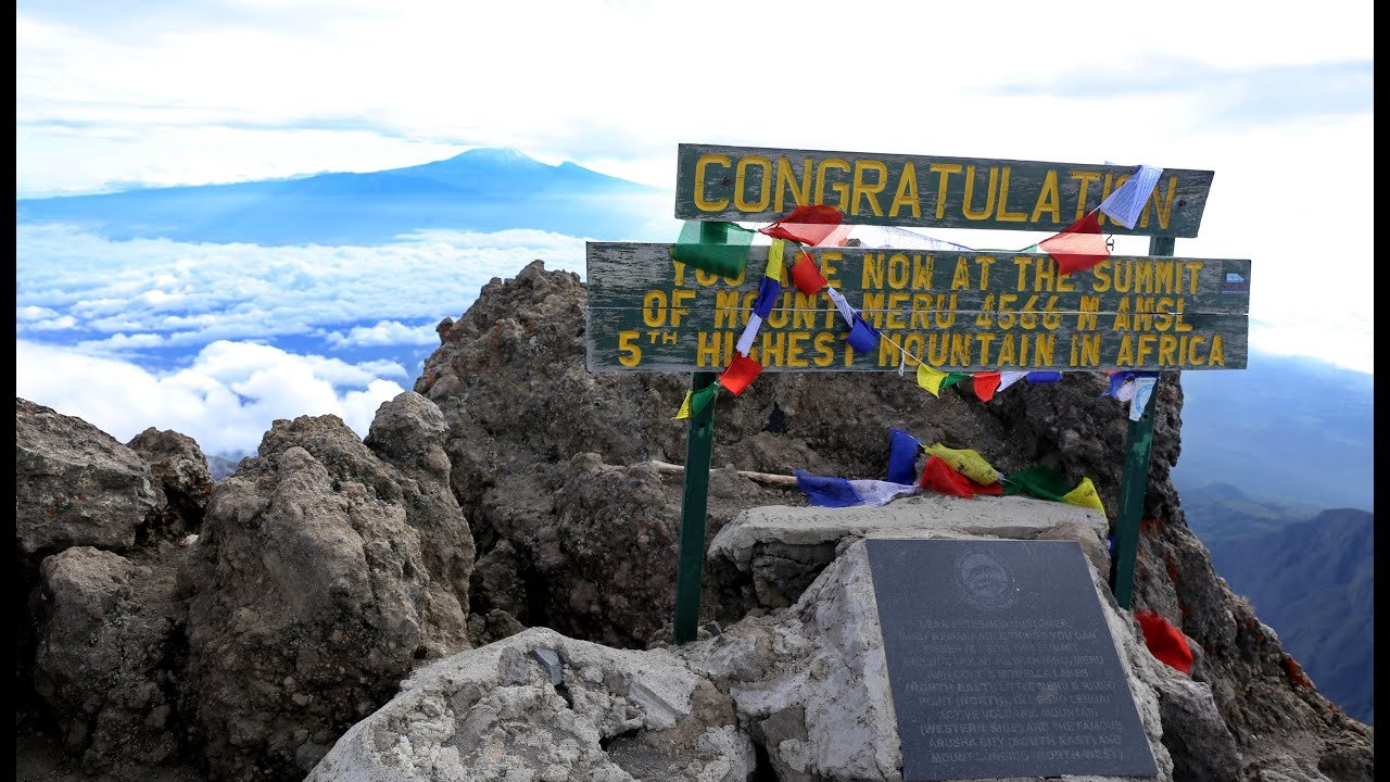 meru uhuru peak