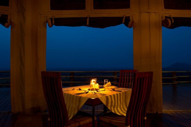 dining-scaled