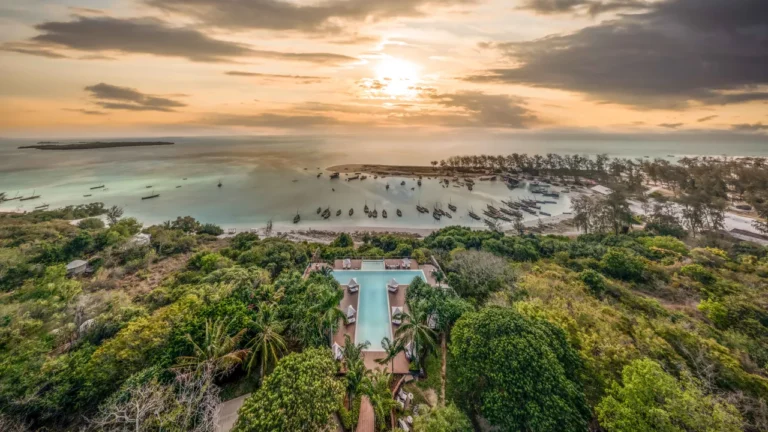 kilindi-zanzibar-galleryelewana-kilindi-zanzibar-sunsetpoolpanorama-min