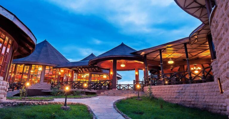 LAKE NAKURU SOPA LODGE
