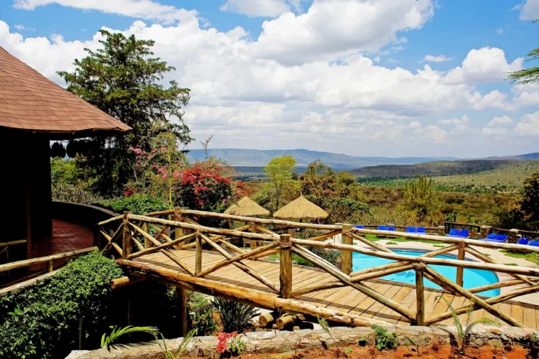 masai-mara-sopa-lodge-views-landscape-01~-~media--3f079e97--query
