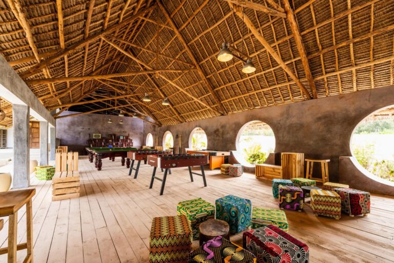 Legendary-Zanzibar_Game-area-28129
