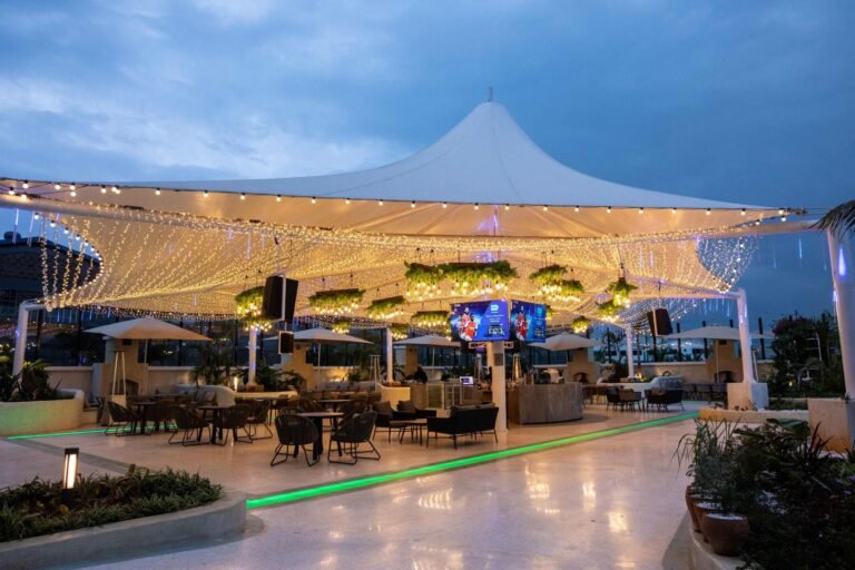IM_KE_NAI_Argyle-Grand-Hotel_Bar-scaled