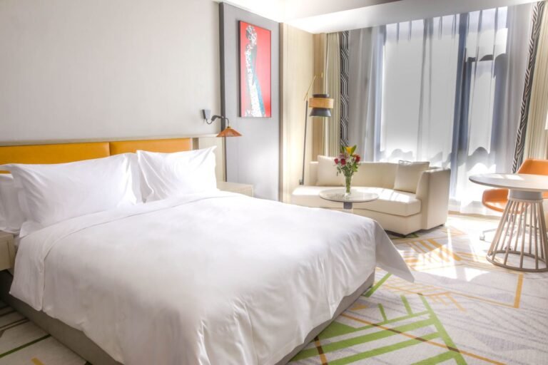 IM_KE_NAI_Argyle-Grand-Hotel_Double-bed-scaled