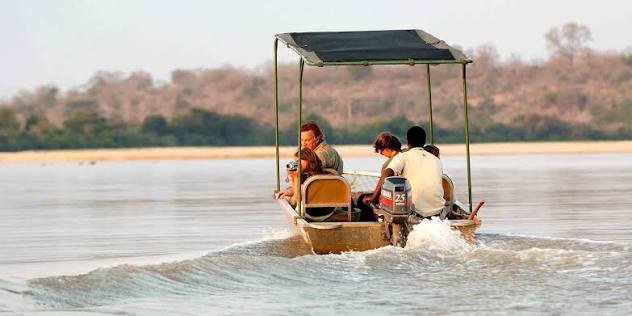 nyerere natinal park selou river boat trip images (18)