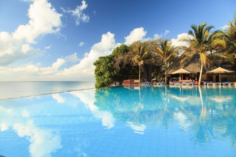 Baobab-Beach-Resort-26-Spa_Pool