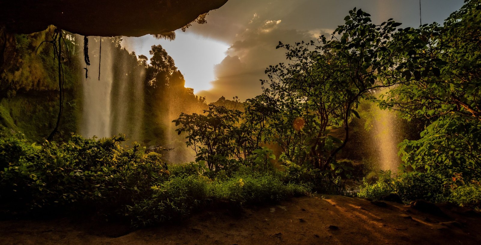 IM_KE_SIP_Sipi-falls-at-sunset-scaled