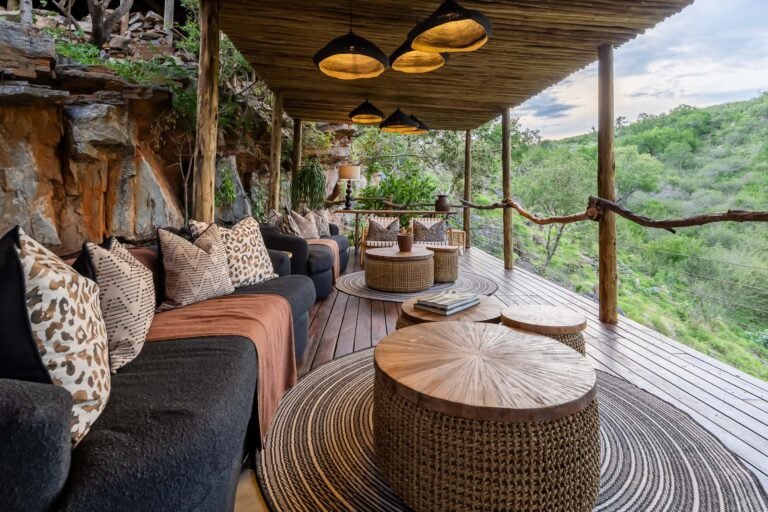 Buffalo Safari Lodge